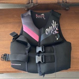 Size 4 O’Neill Life Vest